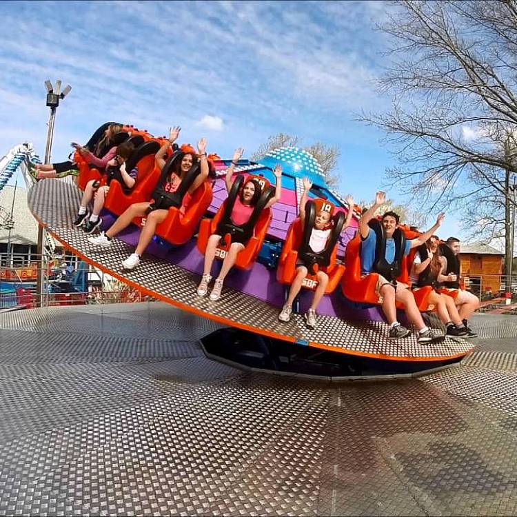 Trailer Flying Turntable Ride