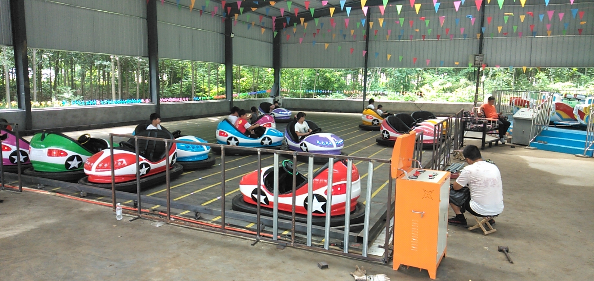 What age groups are bumper cars suitable for